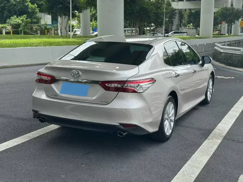 2021 TOYOTA CAMRY thumbnail 4