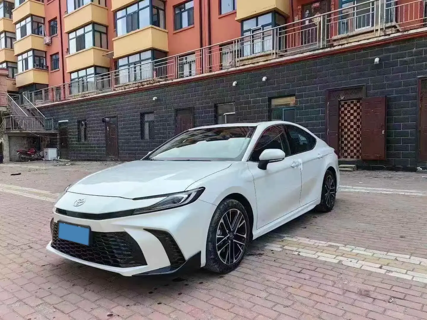 2023 TOYOTA CAMRY view 1