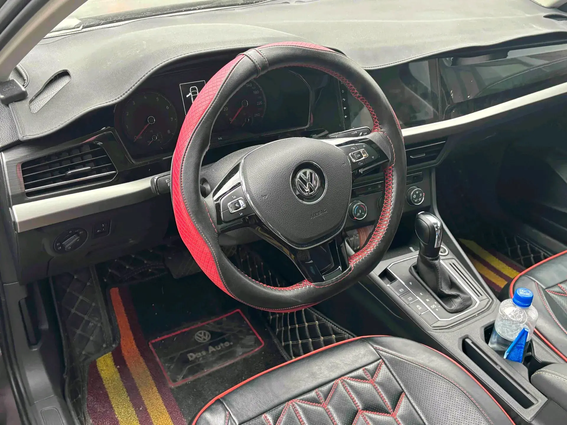 2018 VOLKSWAGEN LAVIDA thumbnail 4