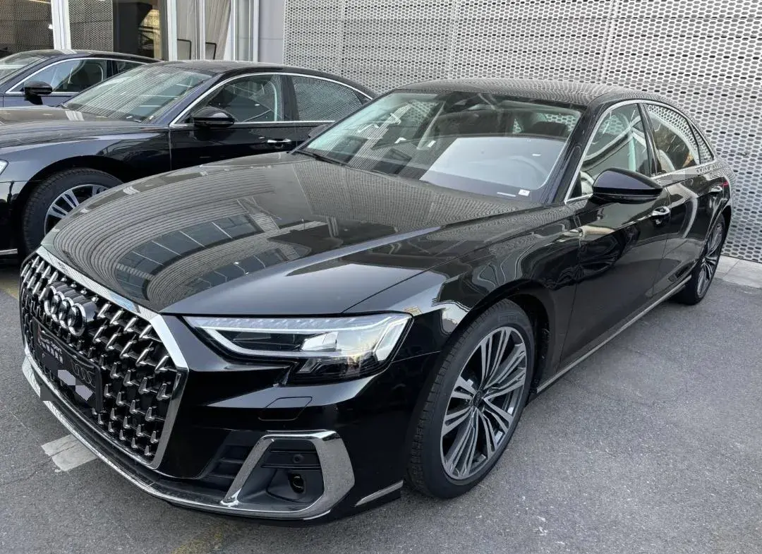 2025 AUDI A8 view 1