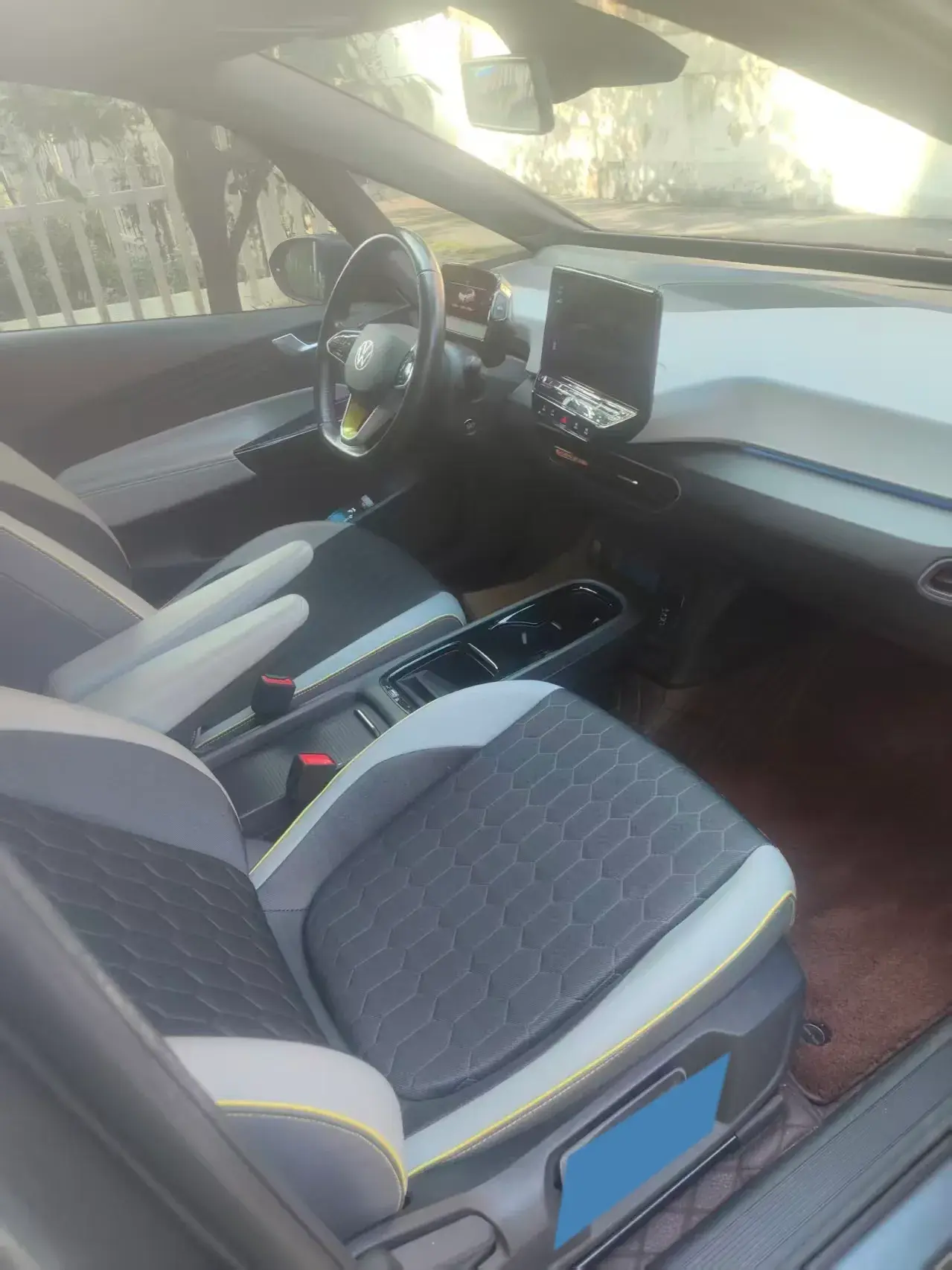 2021 VOLKSWAGEN ID.3 thumbnail 3