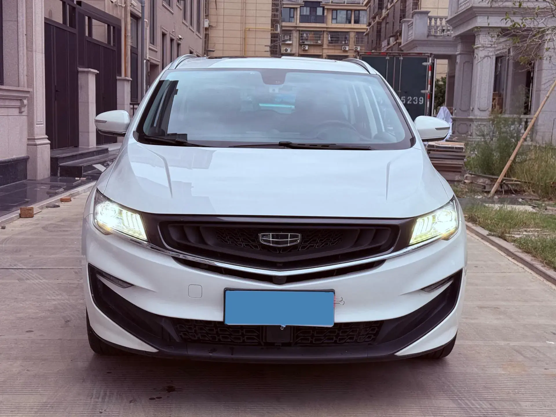 2021 GEELY JIAJI thumbnail 2