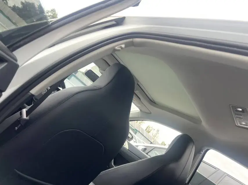 2019 VOLKSWAGEN POLO thumbnail 4