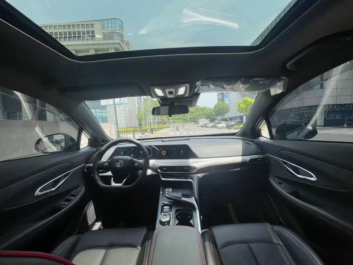 2023 CHANGAN UNI-T thumbnail 3