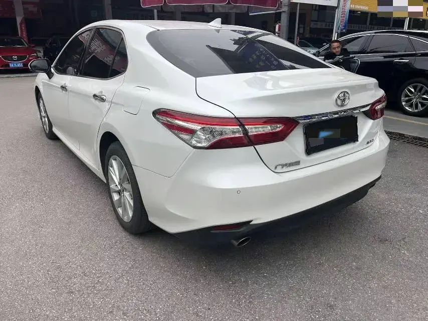 2021 TOYOTA CAMRY thumbnail 4