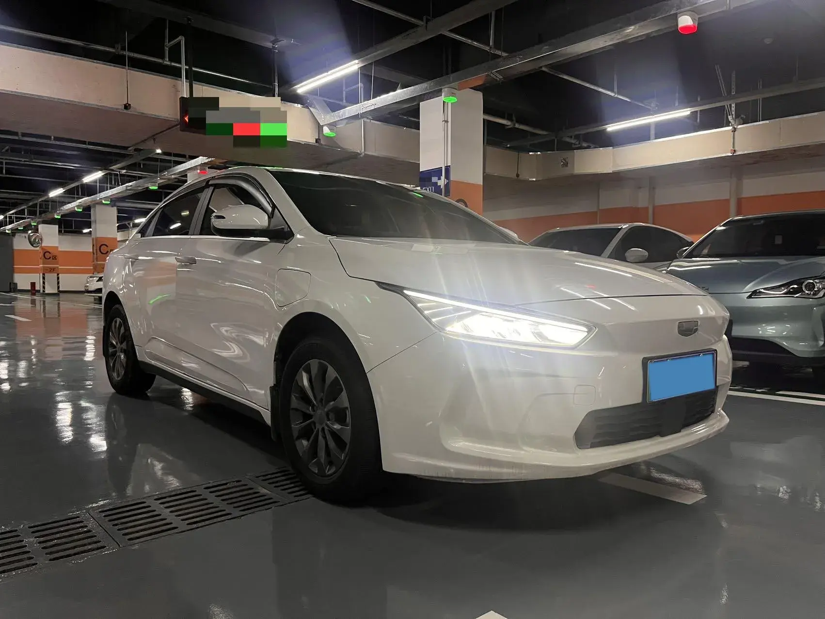 2019 GEOMETRY A thumbnail 2