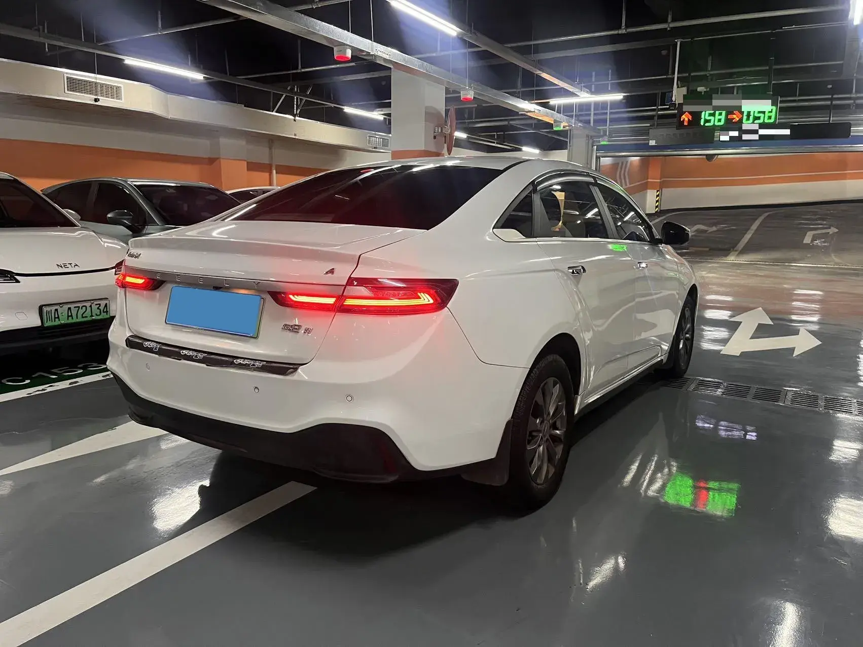 2019 GEOMETRY A thumbnail 4