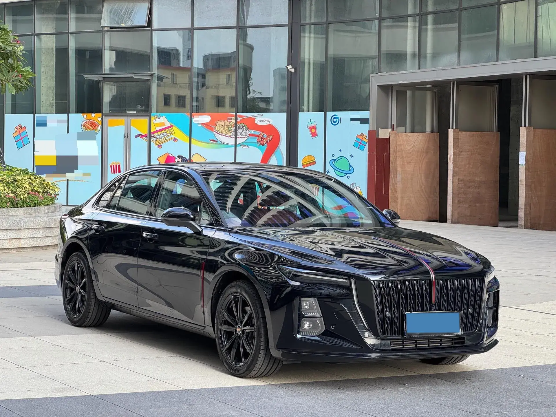 2025 HONGQI H5 thumbnail 3