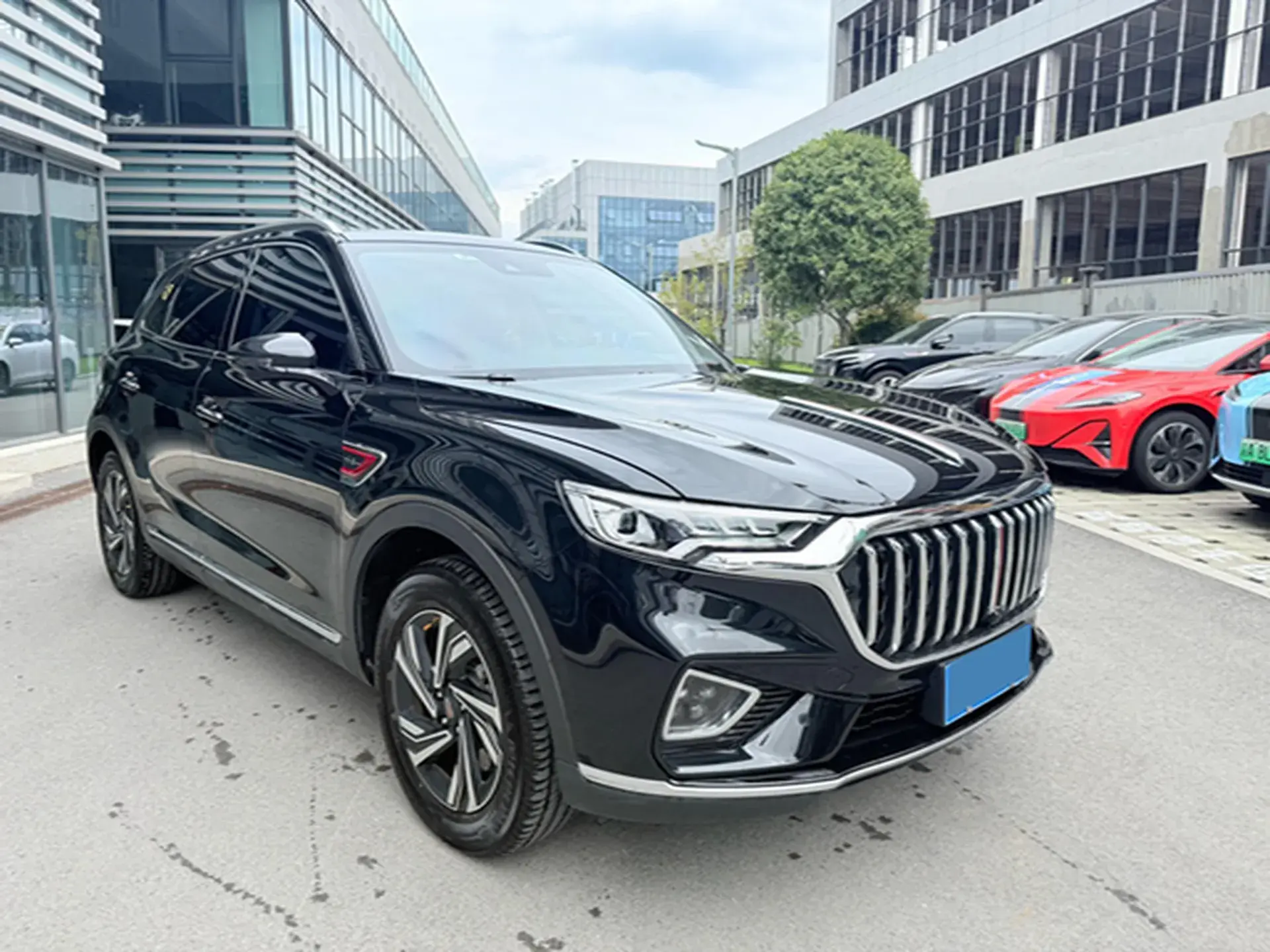 2022 HONGQI HS5 thumbnail 3