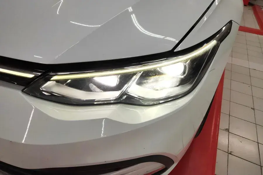 2021 VOLKSWAGEN GOLF thumbnail 4