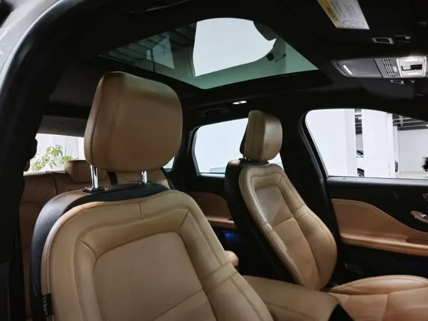 2022 LINCOLN CORSAIR thumbnail 2