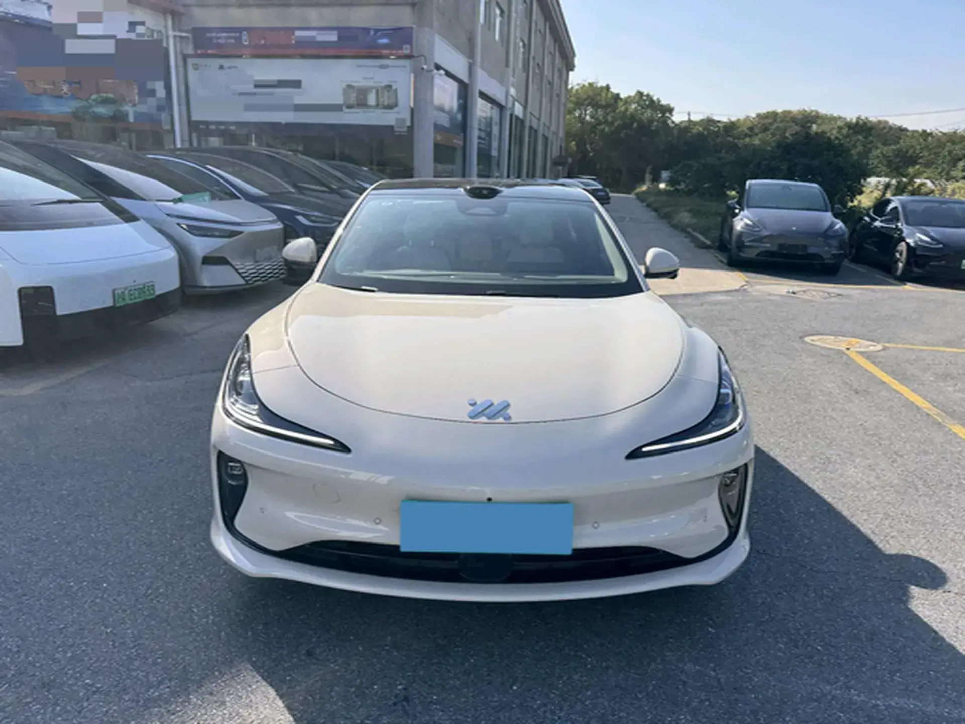 2025 IM L6 thumbnail 2