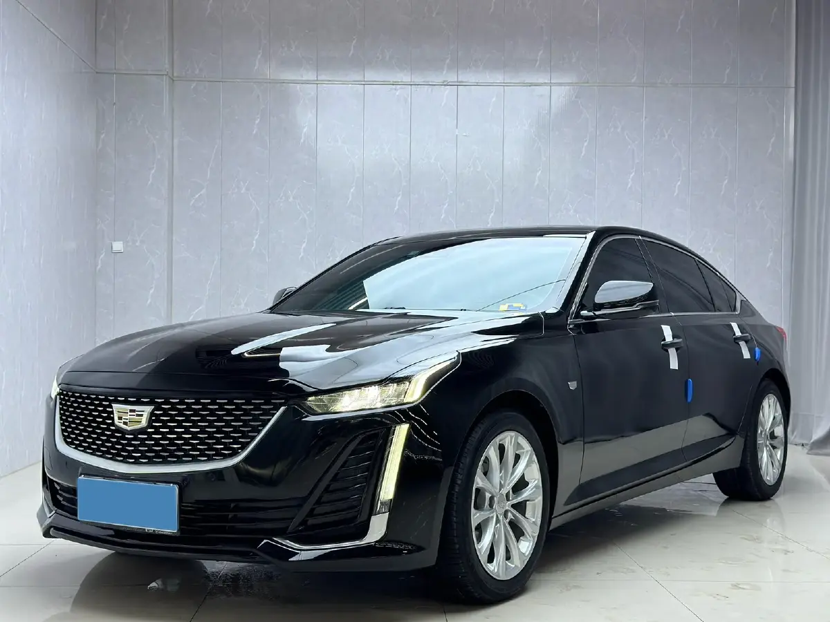 2023 Cadillac CT5 2.0T 237HP L4 10AT