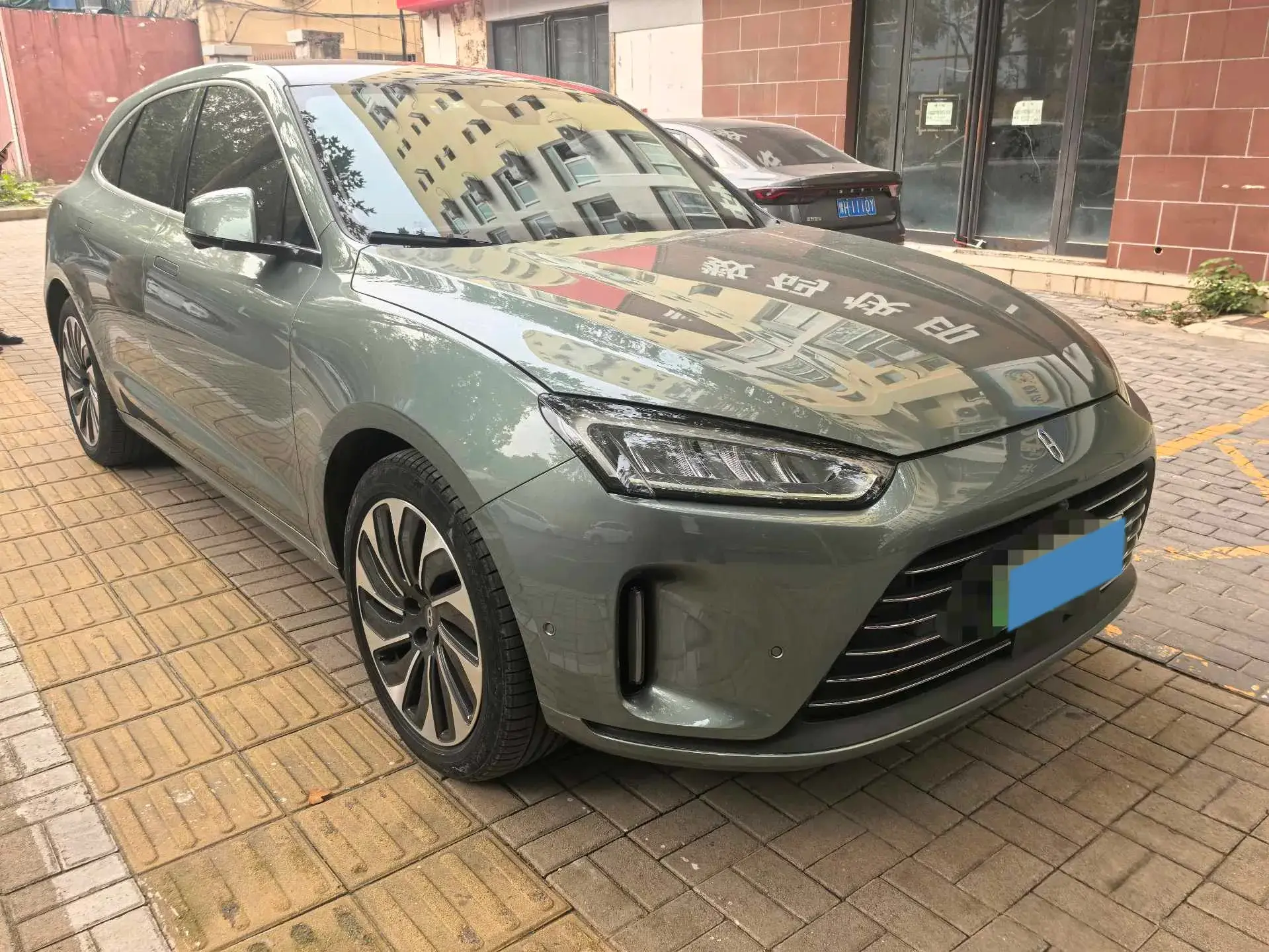 2022 AITO AITO thumbnail 4