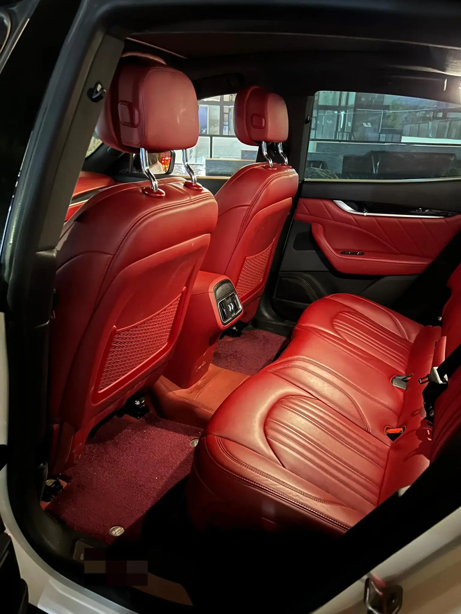 2021 MASERATI LEVANTE thumbnail 3