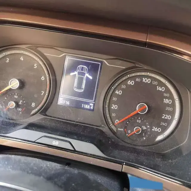 2021 VOLKSWAGEN THARU thumbnail 3