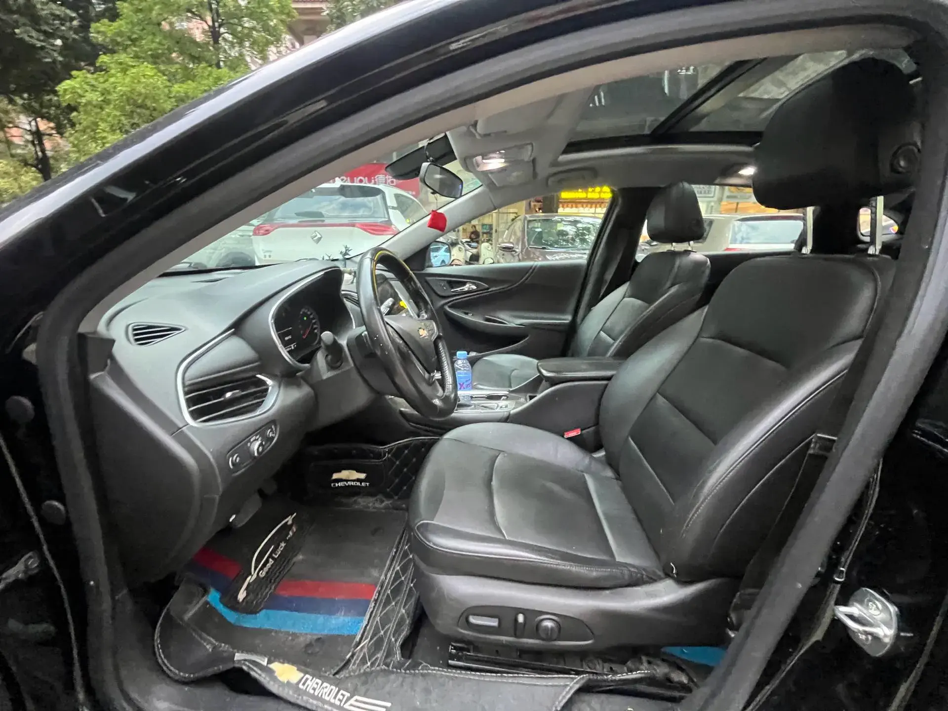 2019 CHEVROLET MALIBU thumbnail 3