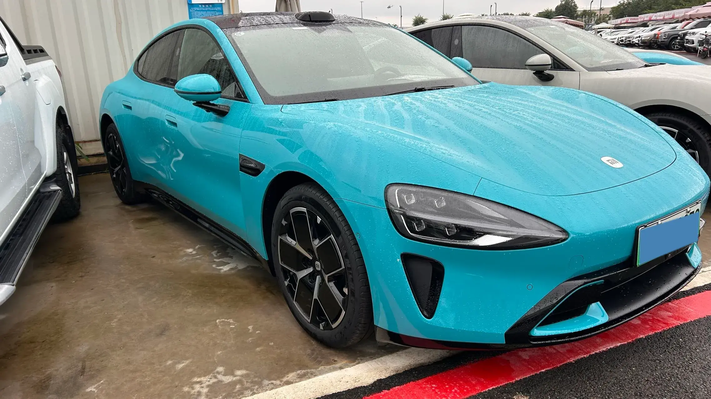 2024 MI SU7 thumbnail 3