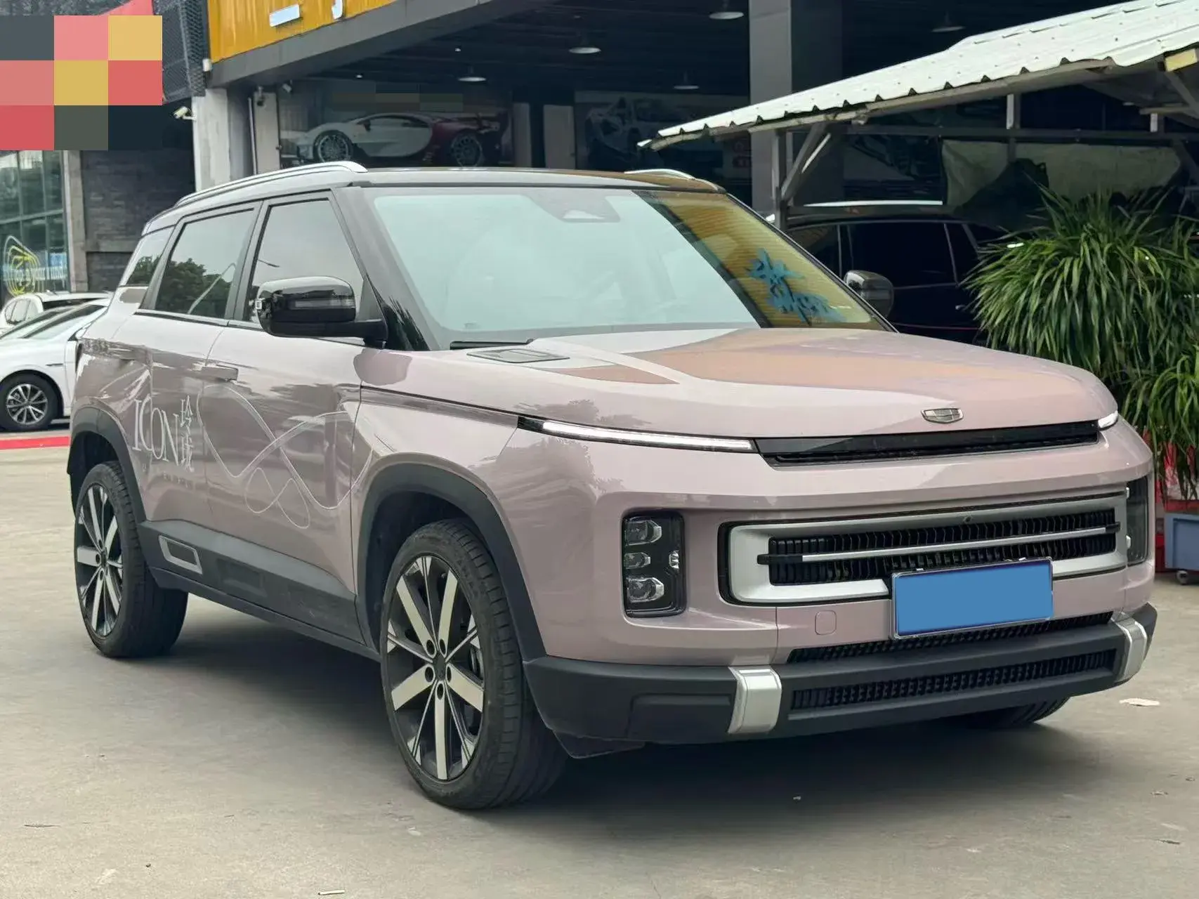 2023 GEELY ICON thumbnail 3