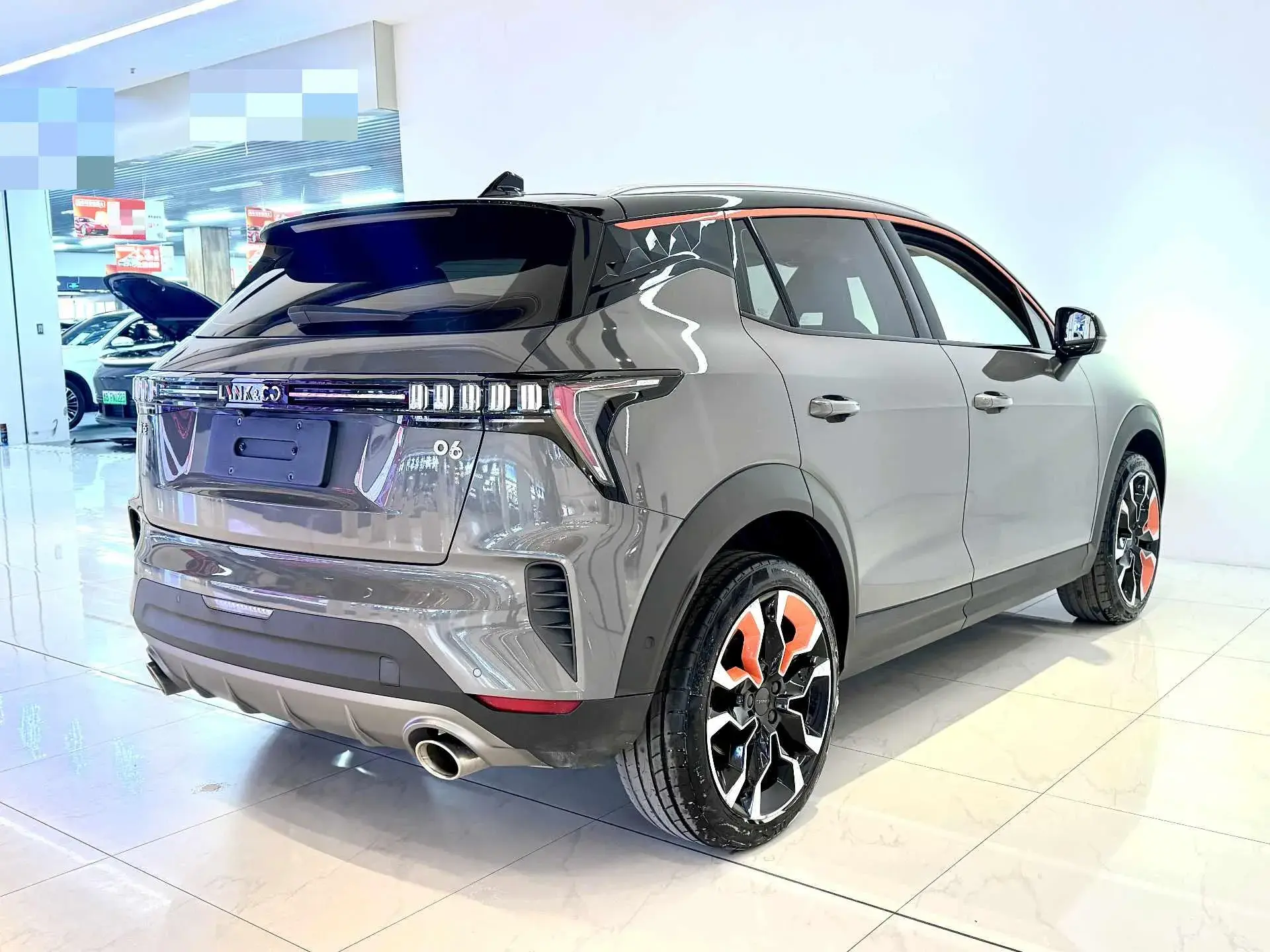 2020 LYNK&CO 06 thumbnail 4