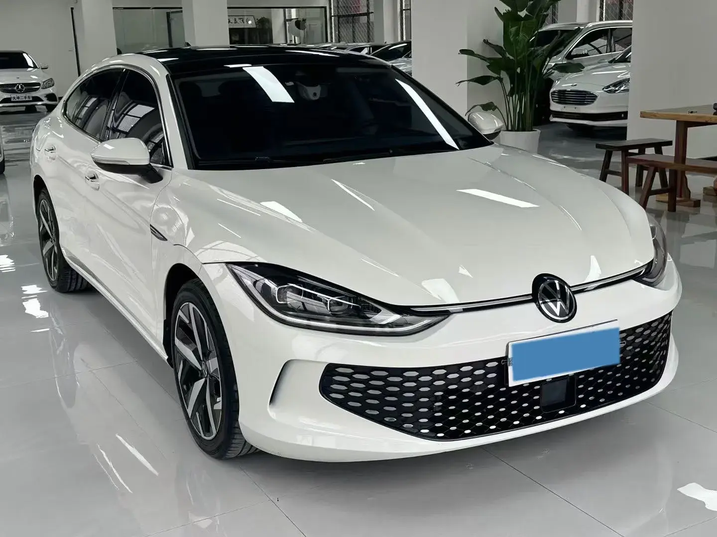 2022 VOLKSWAGEN LAMANDO thumbnail 3