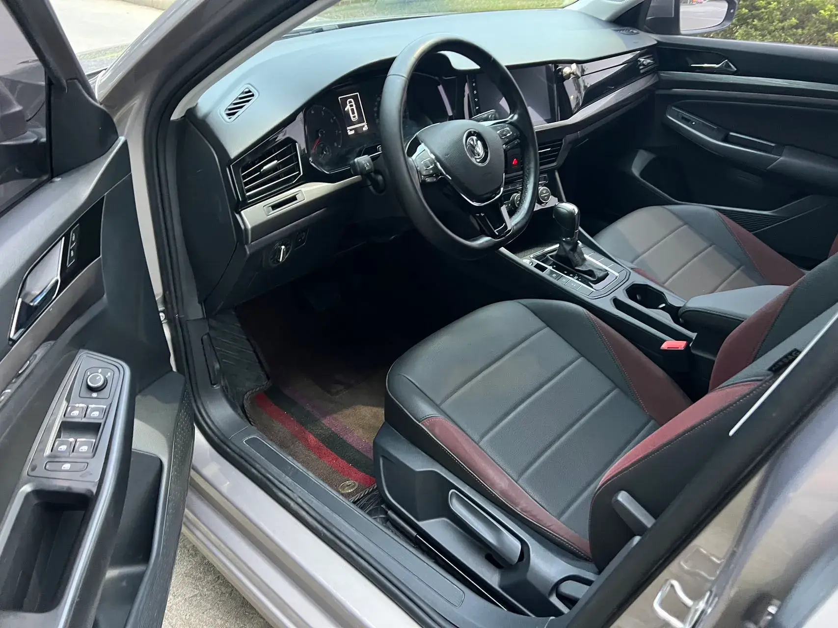 2019 VOLKSWAGEN BORA thumbnail 4