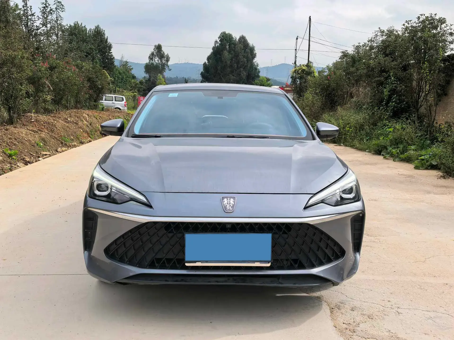 2023 ROEWE I5 thumbnail 2