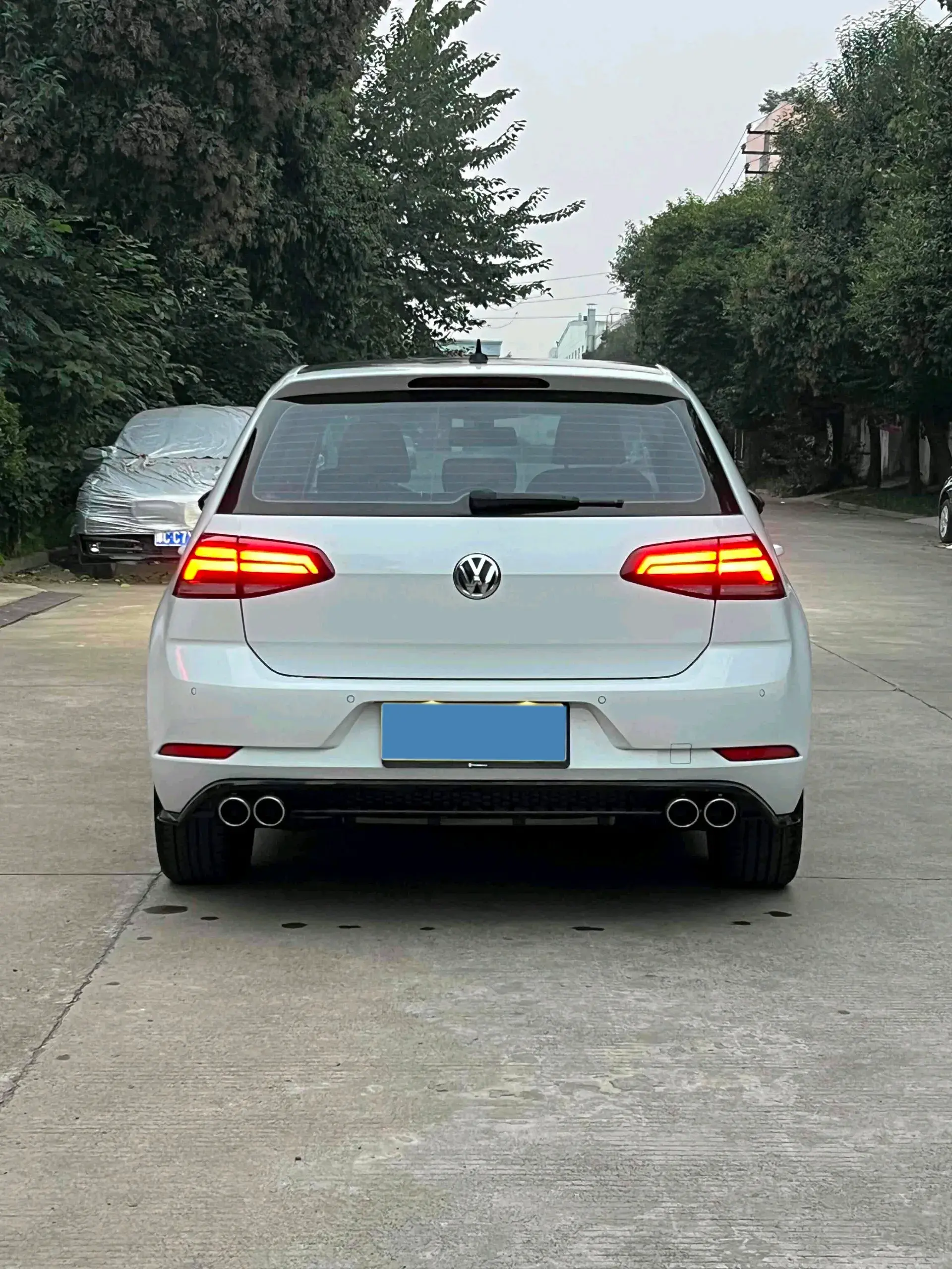 2020 VOLKSWAGEN GOLF thumbnail 4