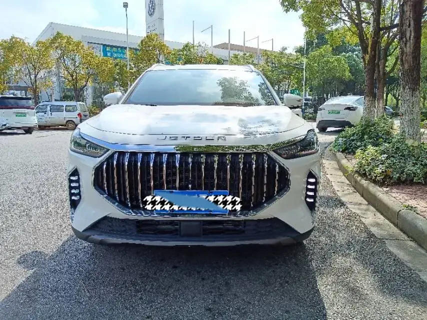 2025 JETOUR X70 thumbnail 2