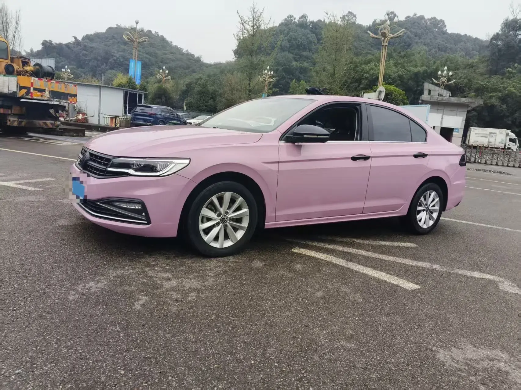 2021 VOLKSWAGEN BORA view 1