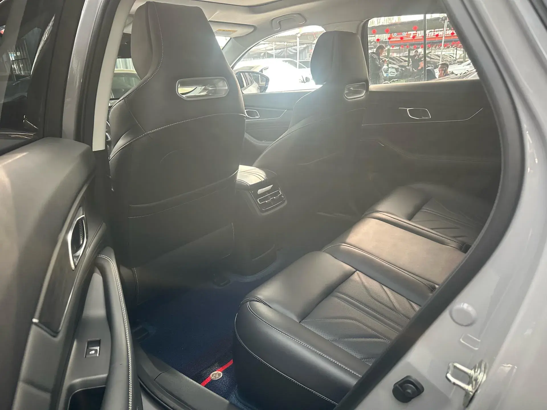 2023 CHANGAN UNI-K thumbnail 4