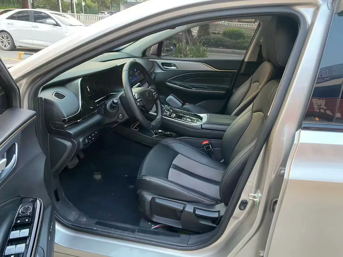 2022 AION S thumbnail 4