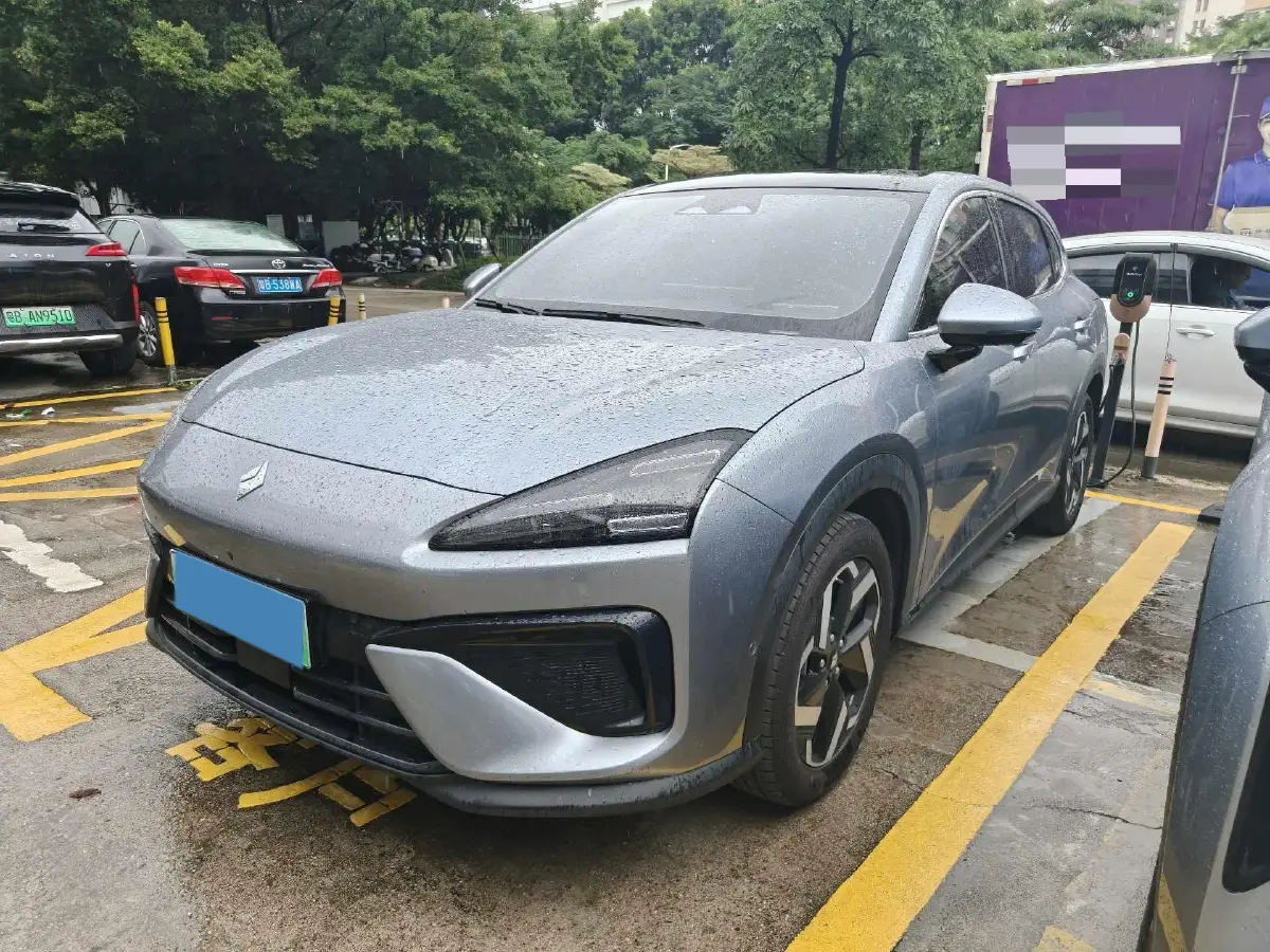 2024 BaoJun Cloud Sea 1.5L 106HP L4 E-CVT PHEV 20.5KWH