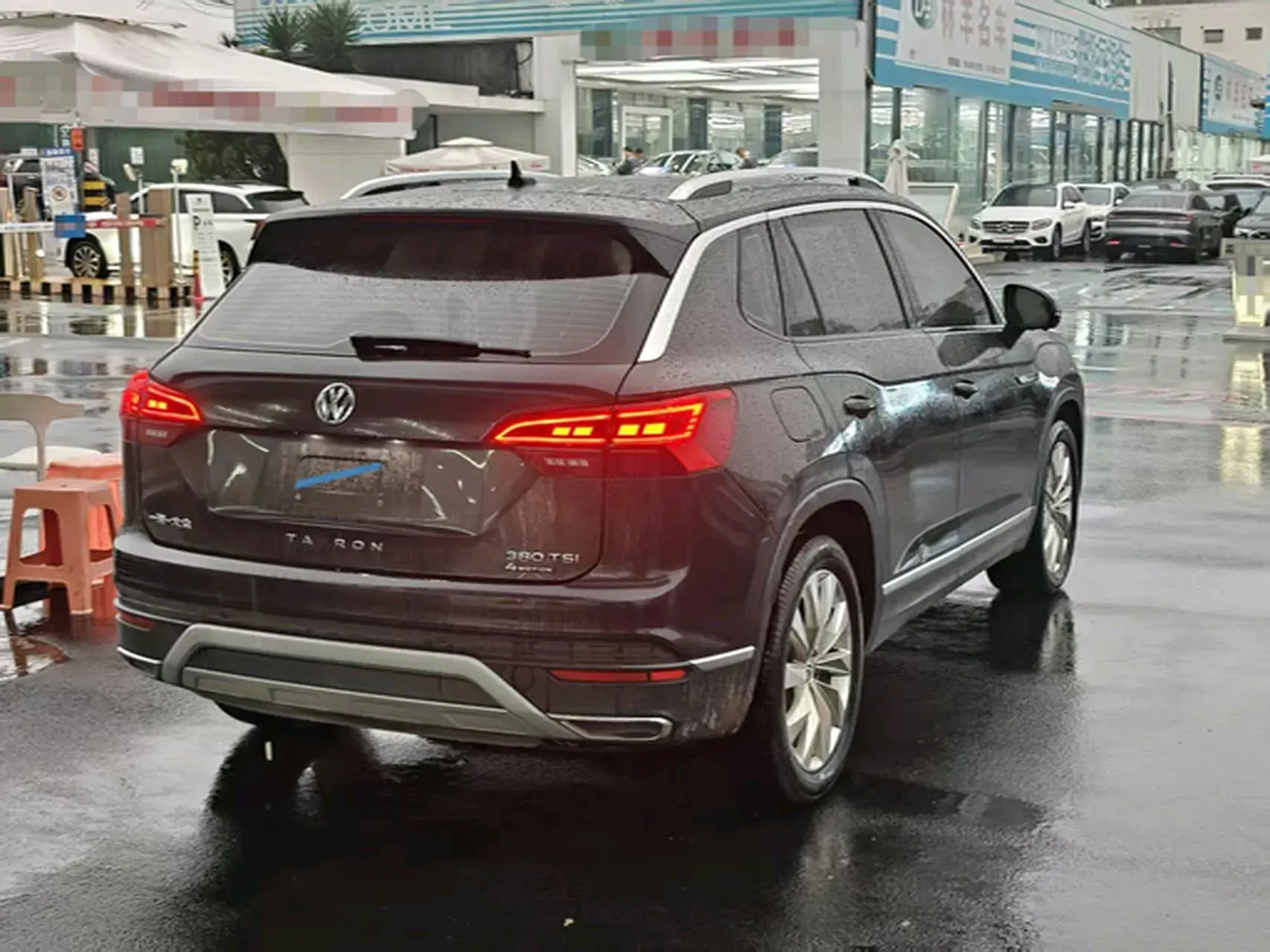 2021 VOLKSWAGEN TAYRON thumbnail 4