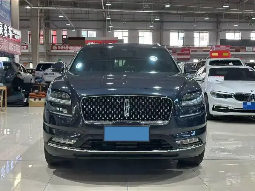 2021 LINCOLN NAUTILUS thumbnail 2