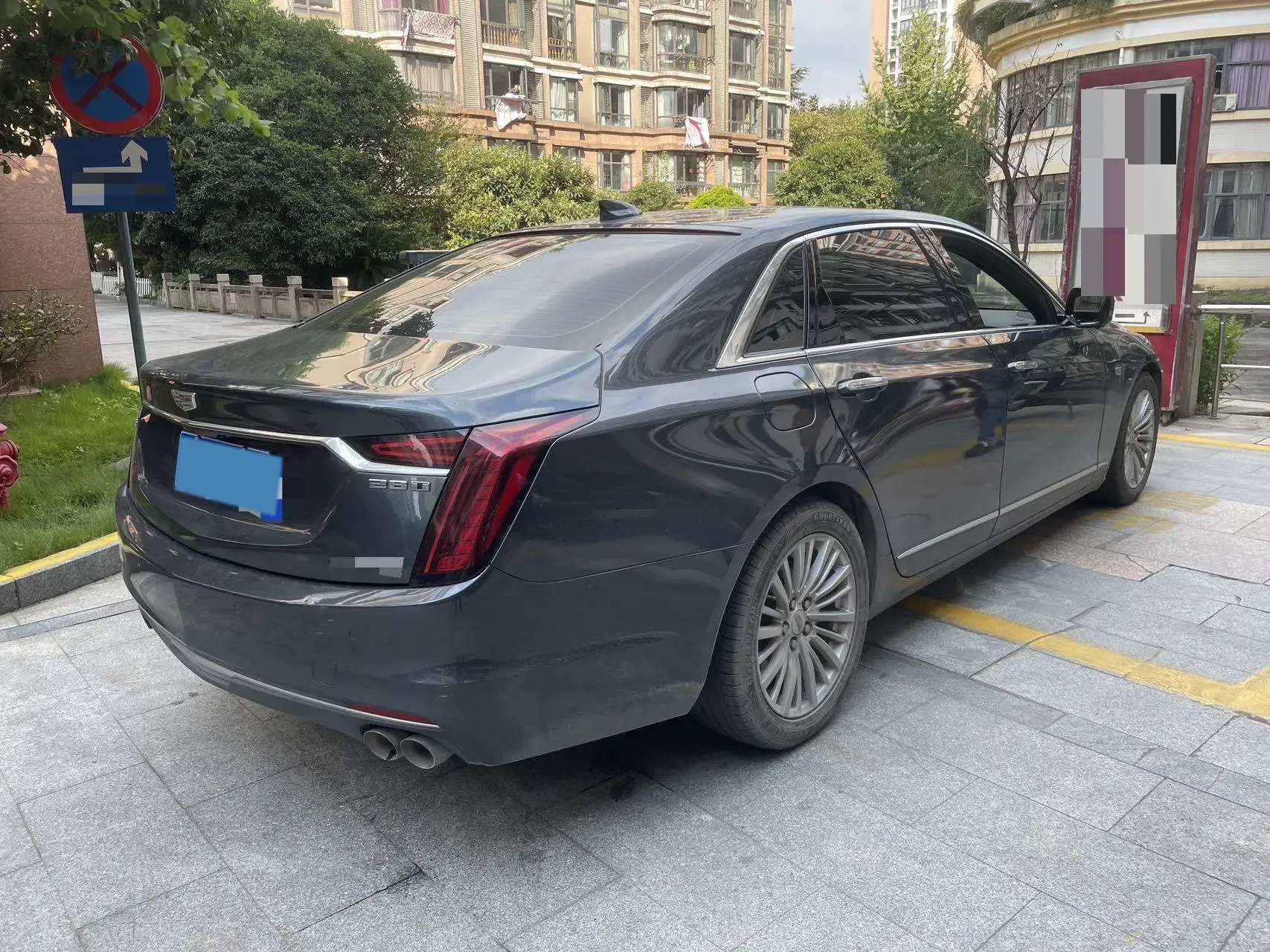 2021 CADILLAC CT6 thumbnail 2