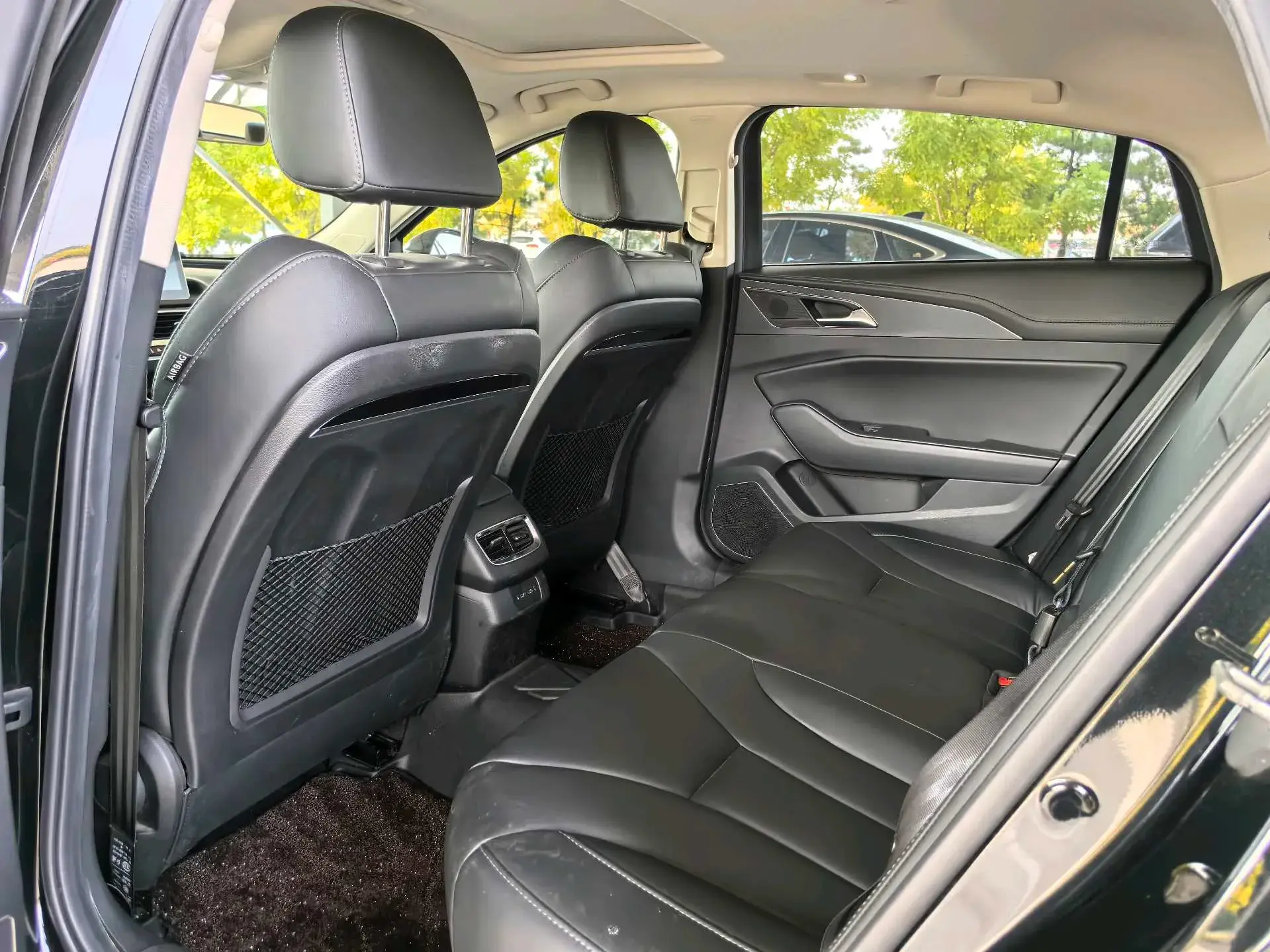 2020 HONGQI H5 thumbnail 4