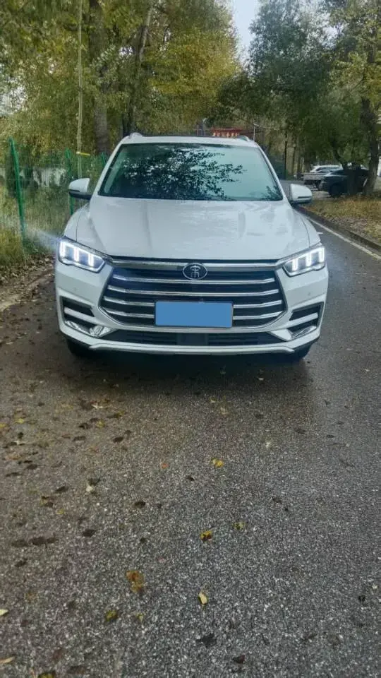 2019 BYD SONG thumbnail 3