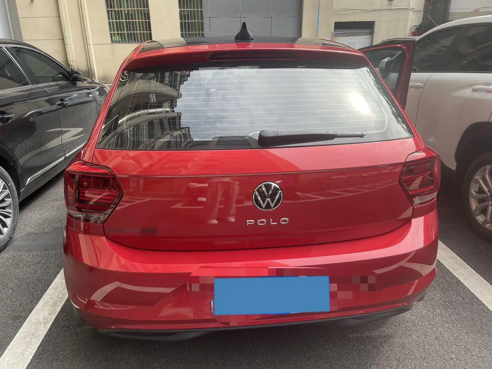 2023 VOLKSWAGEN POLO thumbnail 3