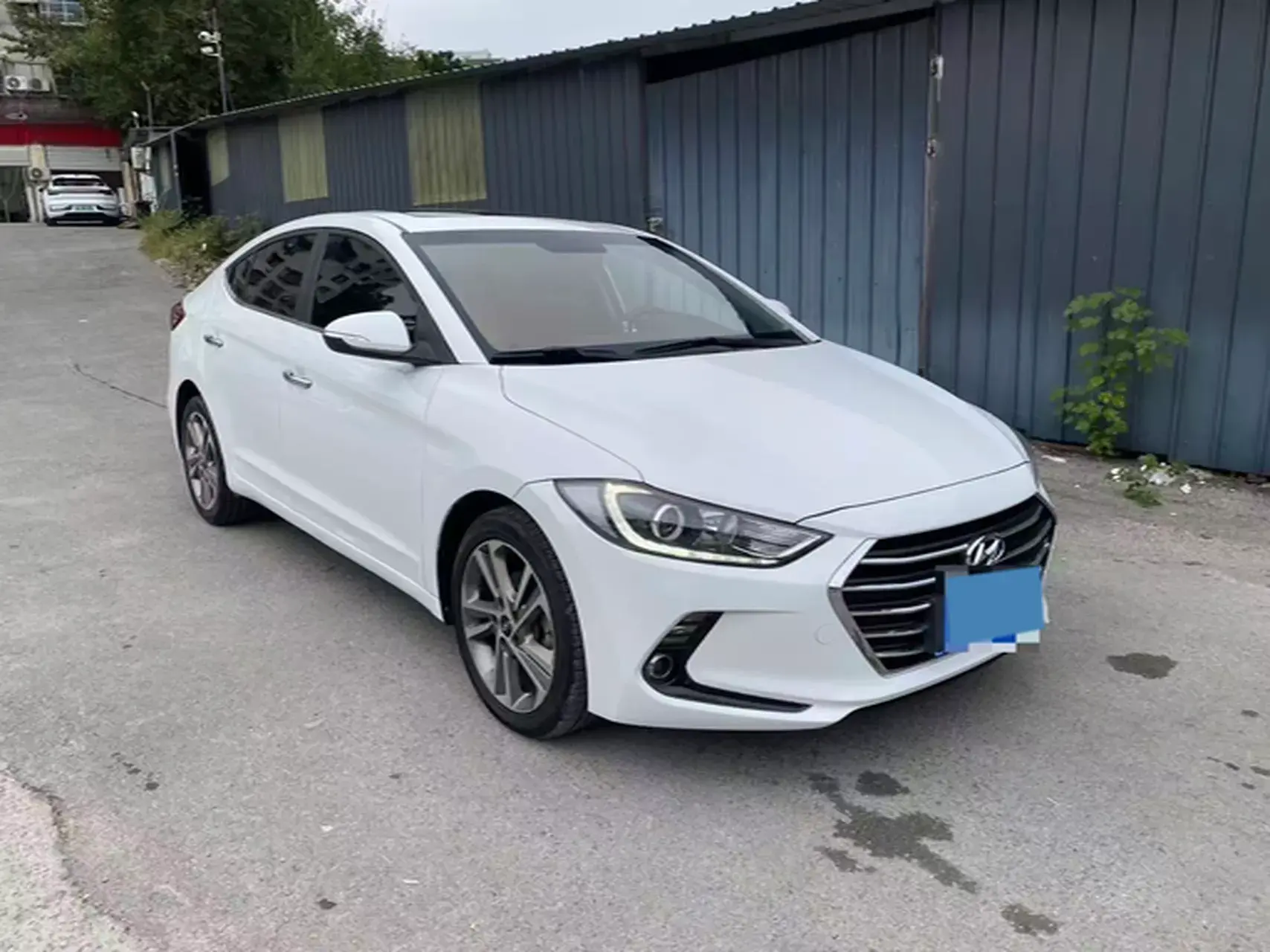 2016 HYUNDAI ELANTRA thumbnail 2