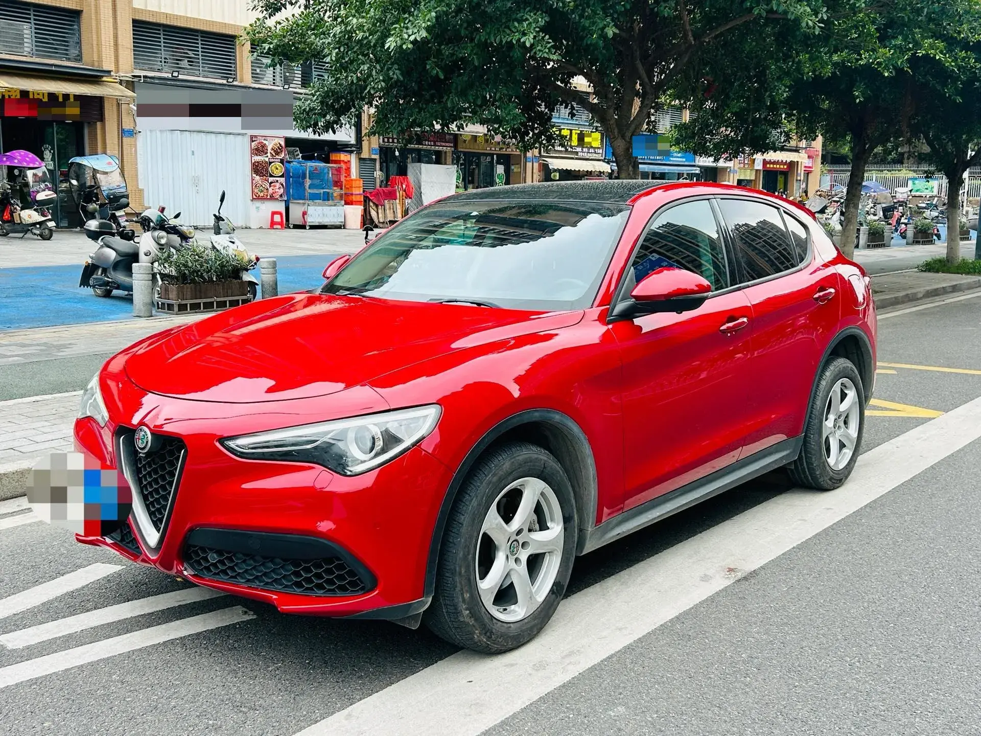 2017 ALFA ROMEO view 1