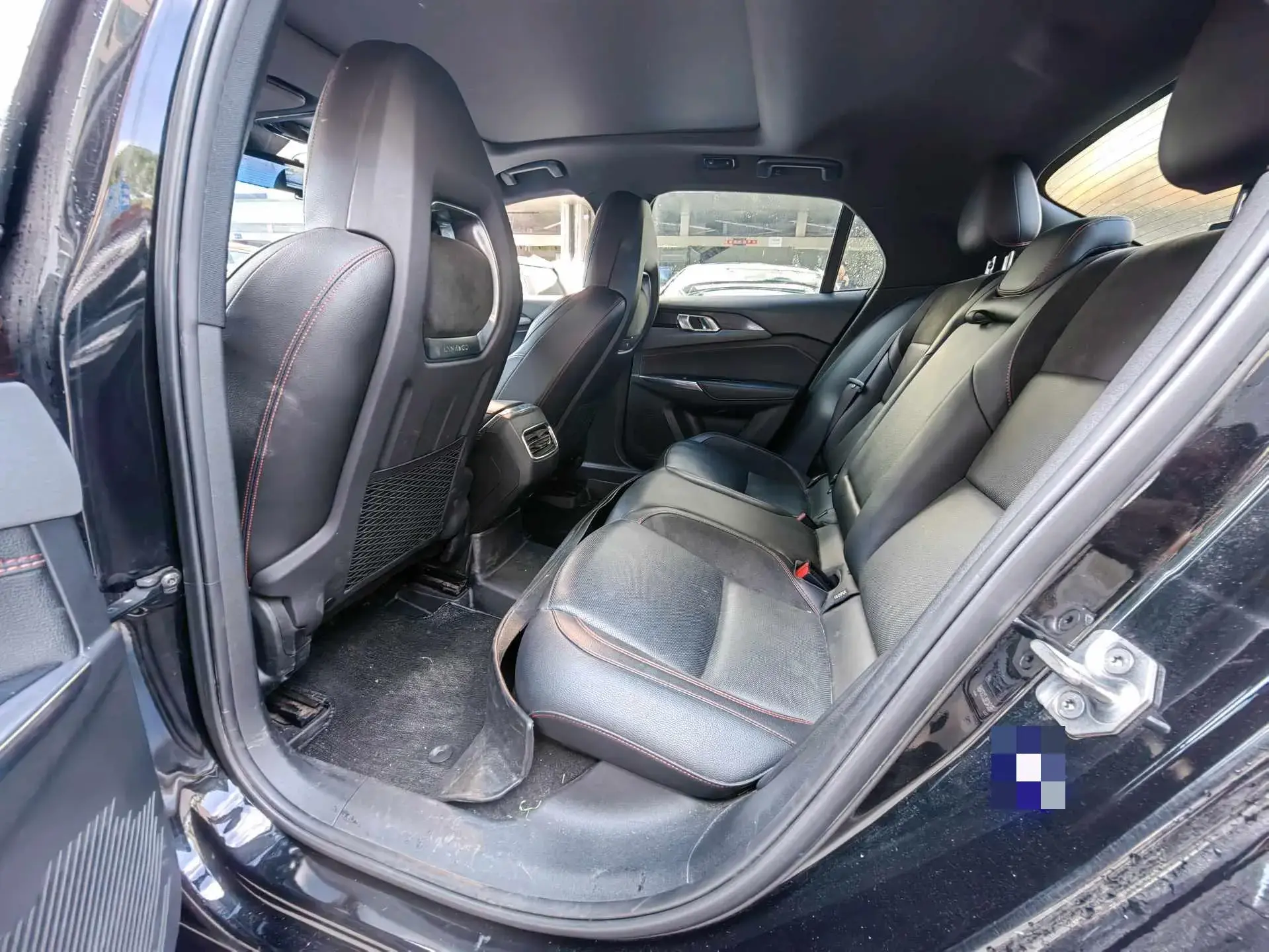 2020 LYNK&CO 03 thumbnail 4