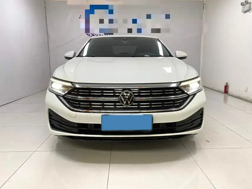 2023 VOLKSWAGEN SAGITAR thumbnail 2