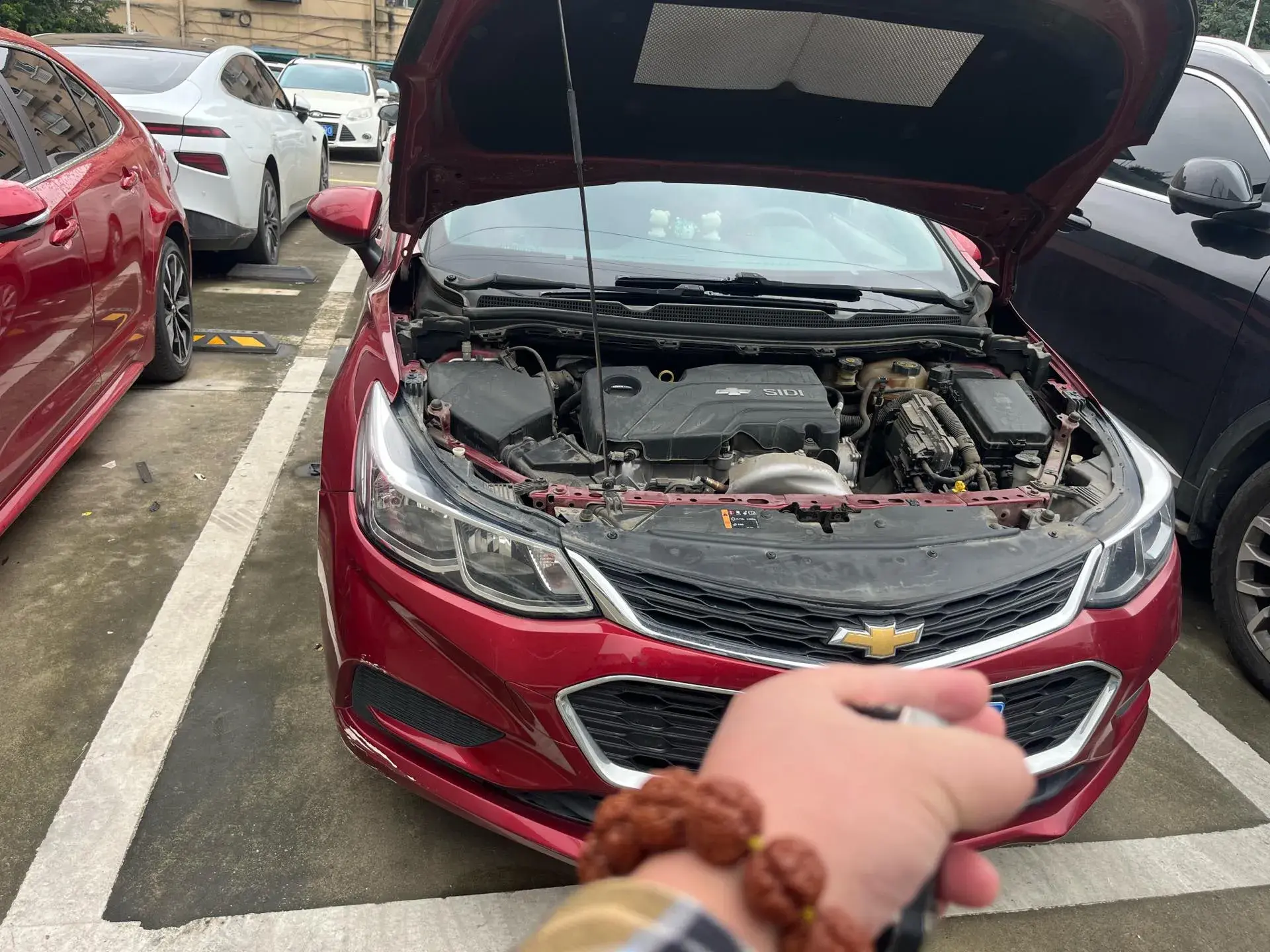 2018 CHEVROLET CRUZE thumbnail 2