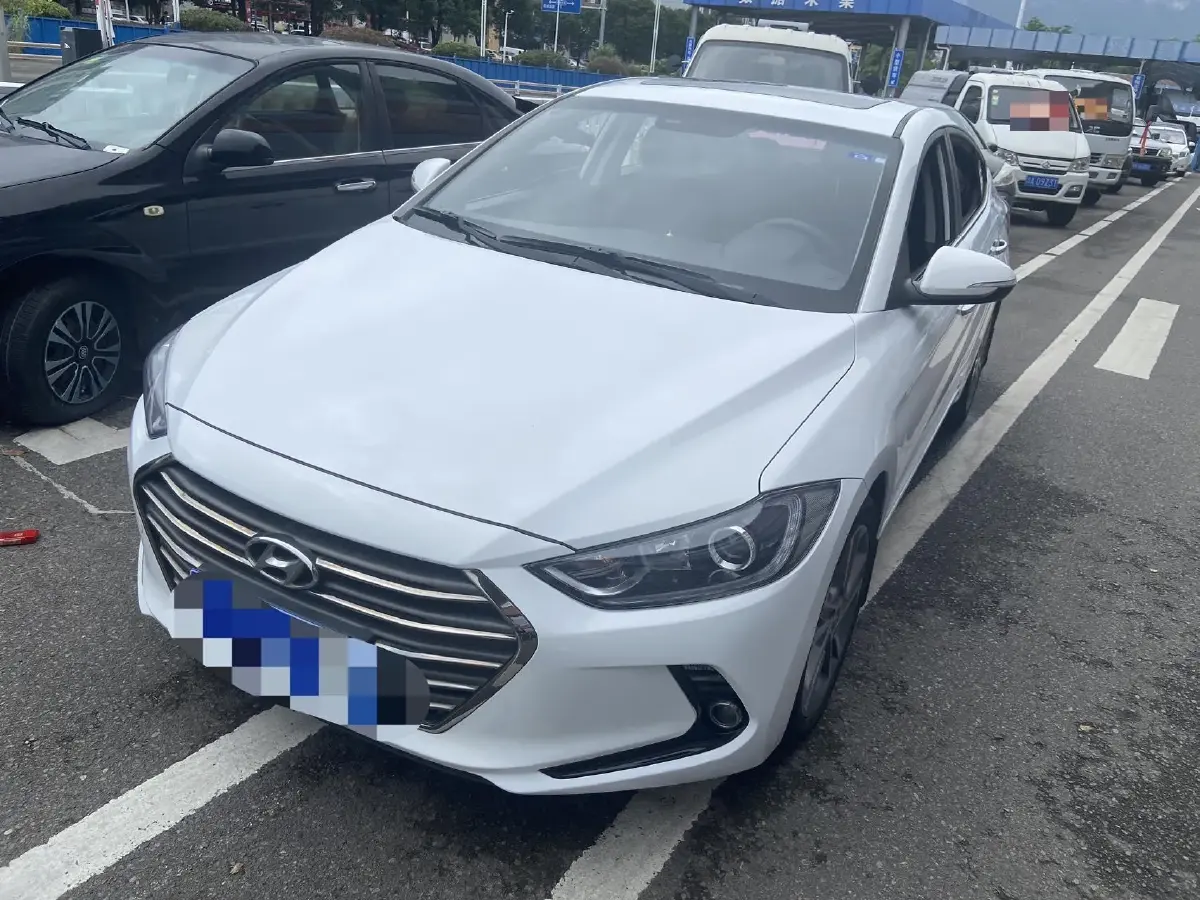 2018 Hyundai Elantra 1.6L 130HP L4 6AT