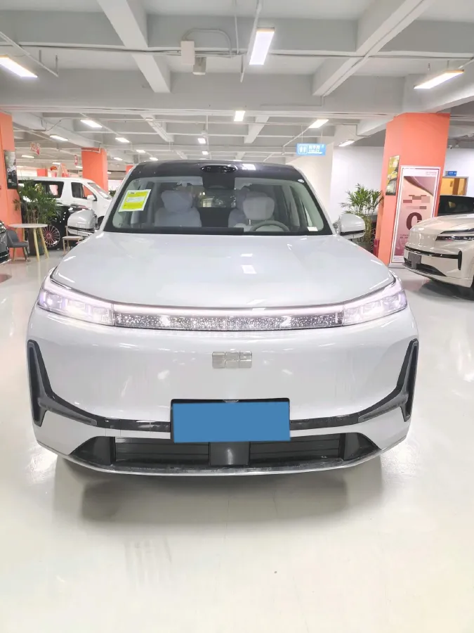 2025 Geely Galaxy M9 1.5T 163HP L4 3DHT PHEV,autocango,china used car exporter,china ev exporter,chinese used car exporter,chinese used ev exporter