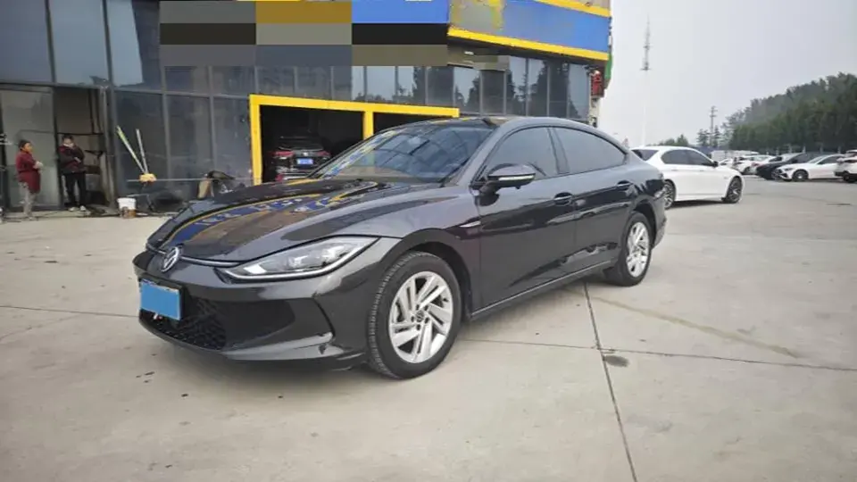 2022 VOLKSWAGEN LAMANDO view 1