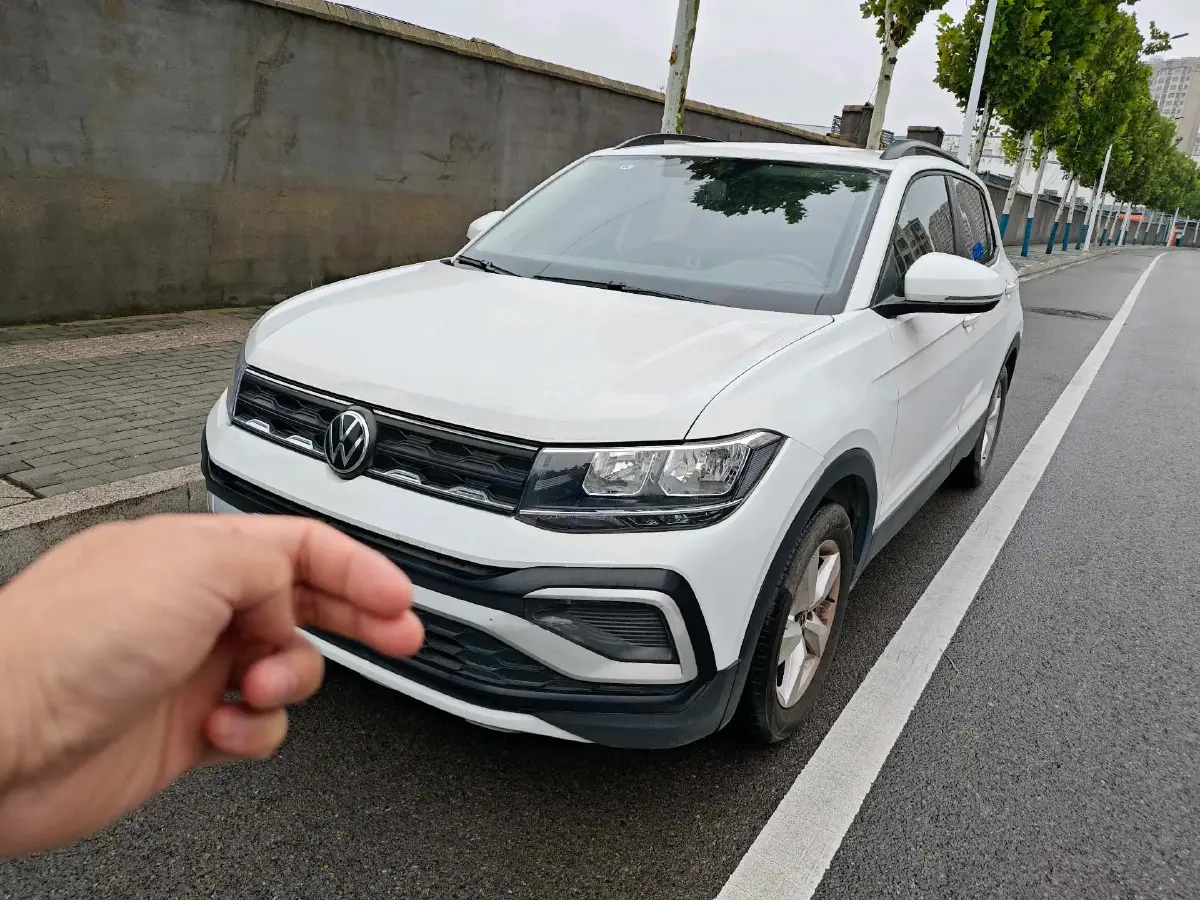 2023 Volkswagen T-Cross 1.5L 110HP L4 6AT