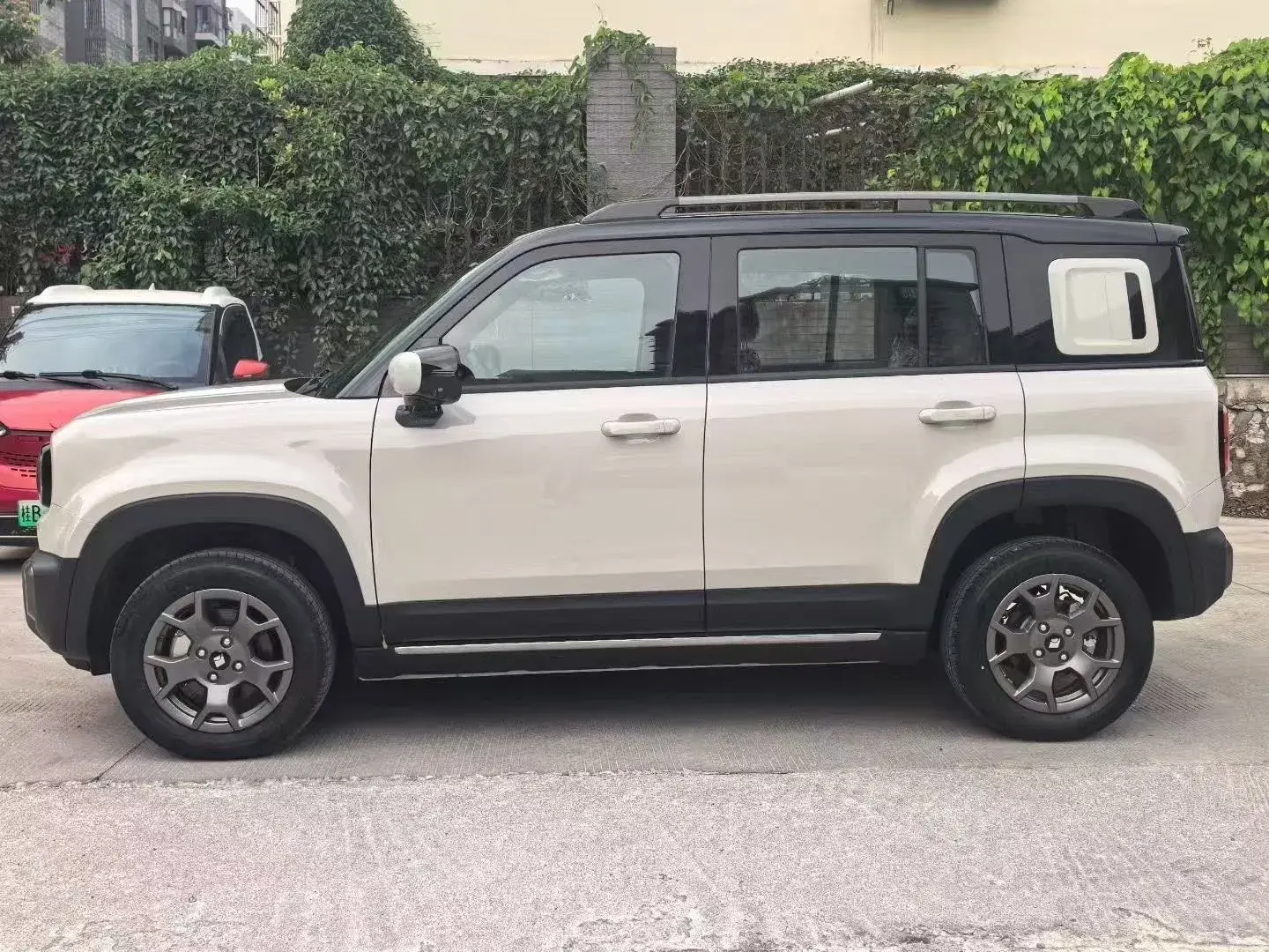 2023 BAOJUN YEPPLUS thumbnail 3