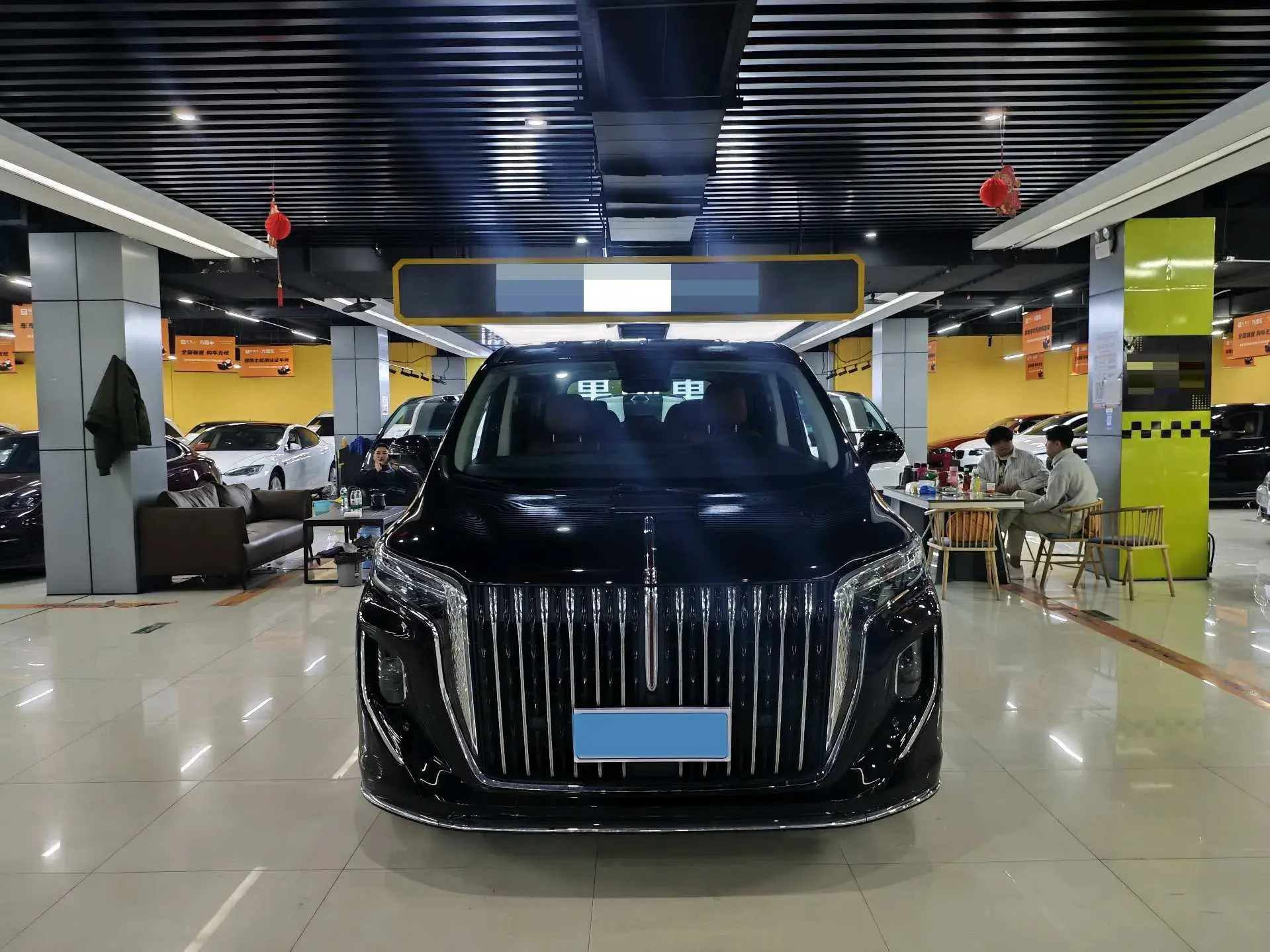 2023 HONGQI HQ9 thumbnail 2